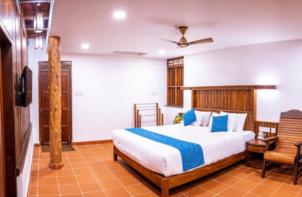 Kalpavanam Heritage Resort Thekkady Dış mekan fotoğraf