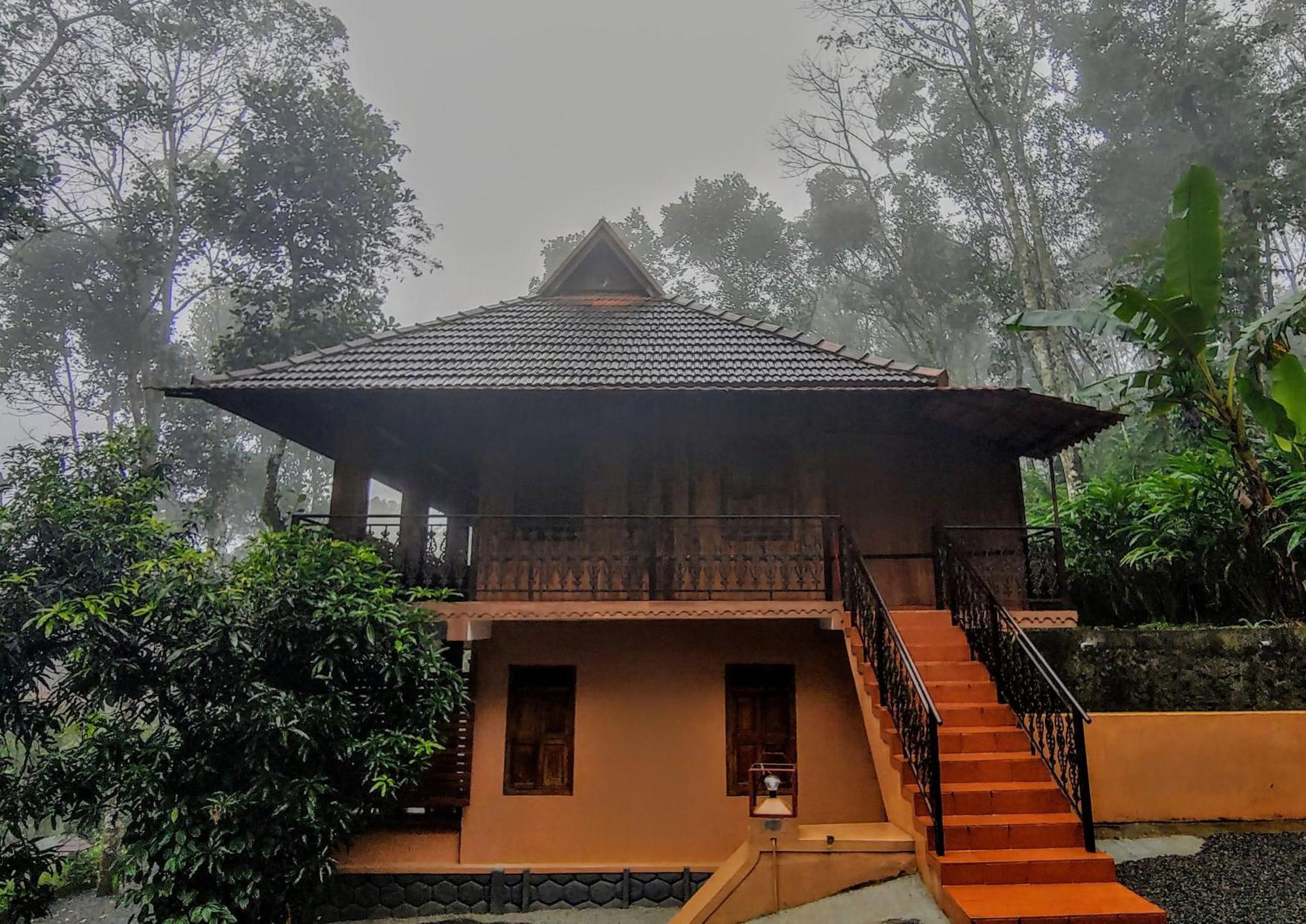 Kalpavanam Heritage Resort Thekkady Oda fotoğraf
